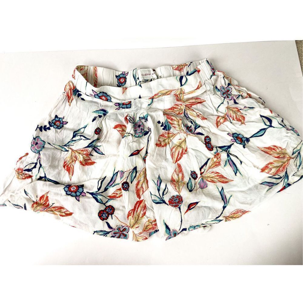 Mustard‎ Seed Floral Drapey Pull On Shorts  Size S